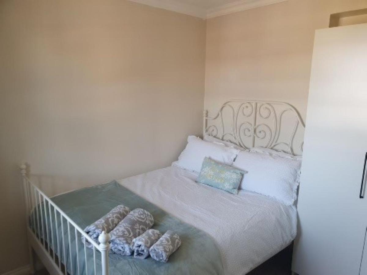 Stylish & Cozy 2-bedroom Flat In Hoxton & Shoreditch Appartement Londen